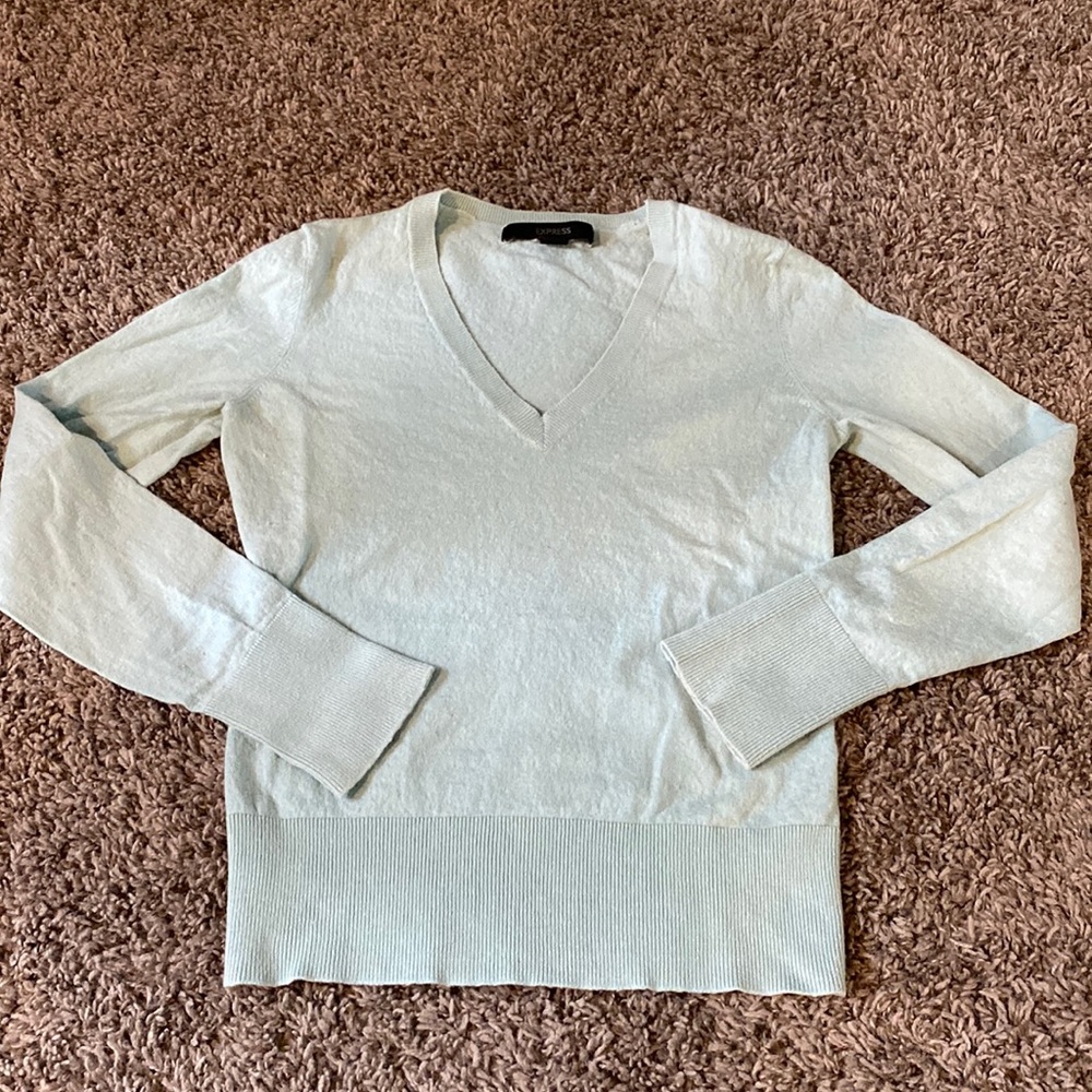 Mint green Express vneck sweater. Sz Medium but fits like a Sz Small. Shrunken